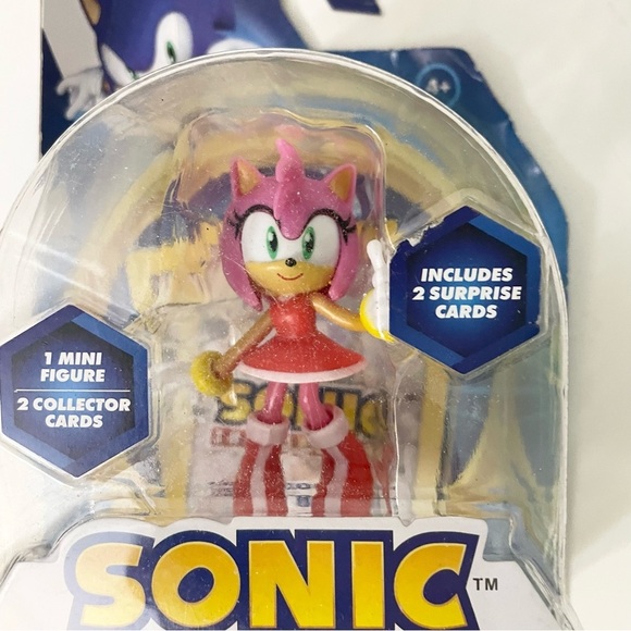 Sonic the Hedgehog Amy Mini Figure and 2 Collector Cards - Picture 2 of 14